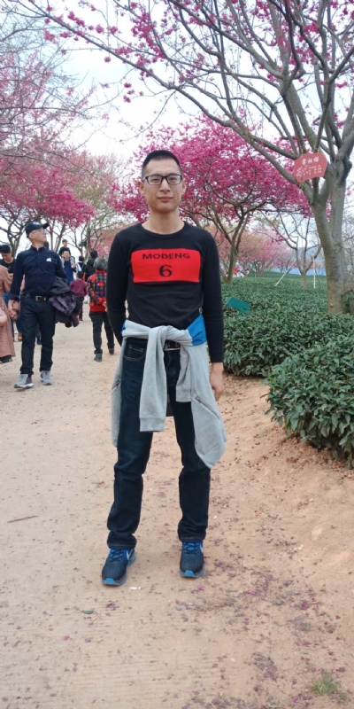 小梁的第一张照片--尤溪征婚网