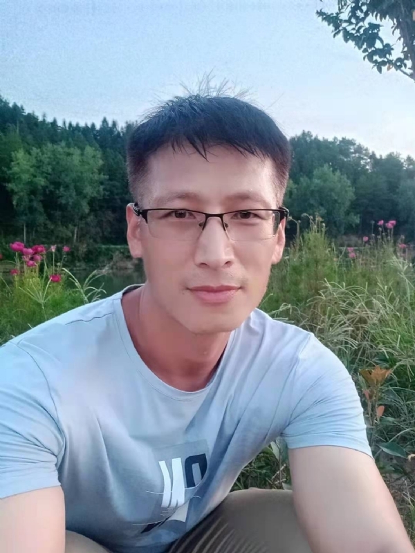 零零柒的第一张照片--尤溪征婚网