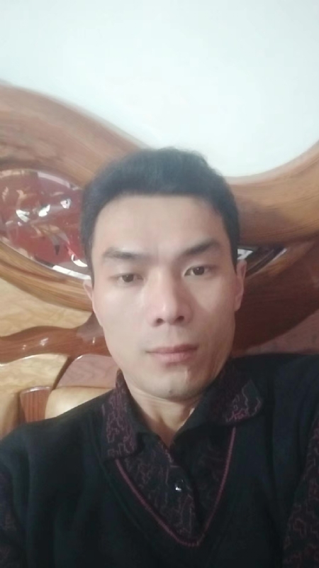 错把真心喂了狗的第四张照片--尤溪征婚网