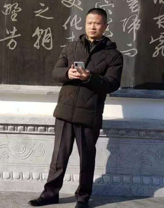 无云的第二张照片--尤溪征婚网