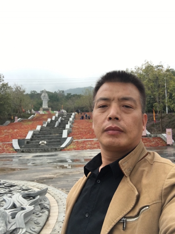 开心的松鼠的第一张照片--尤溪征婚网