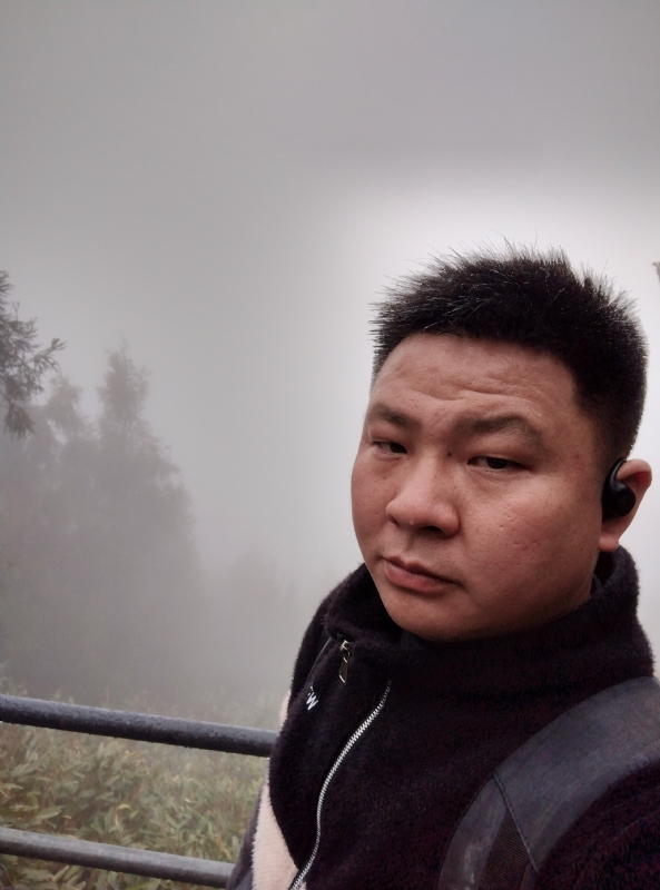 何何何的第一张照片--尤溪征婚网