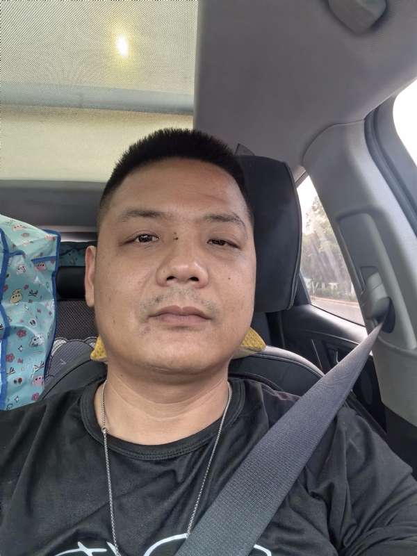 卖电池的大叔的第一张照片--尤溪征婚网